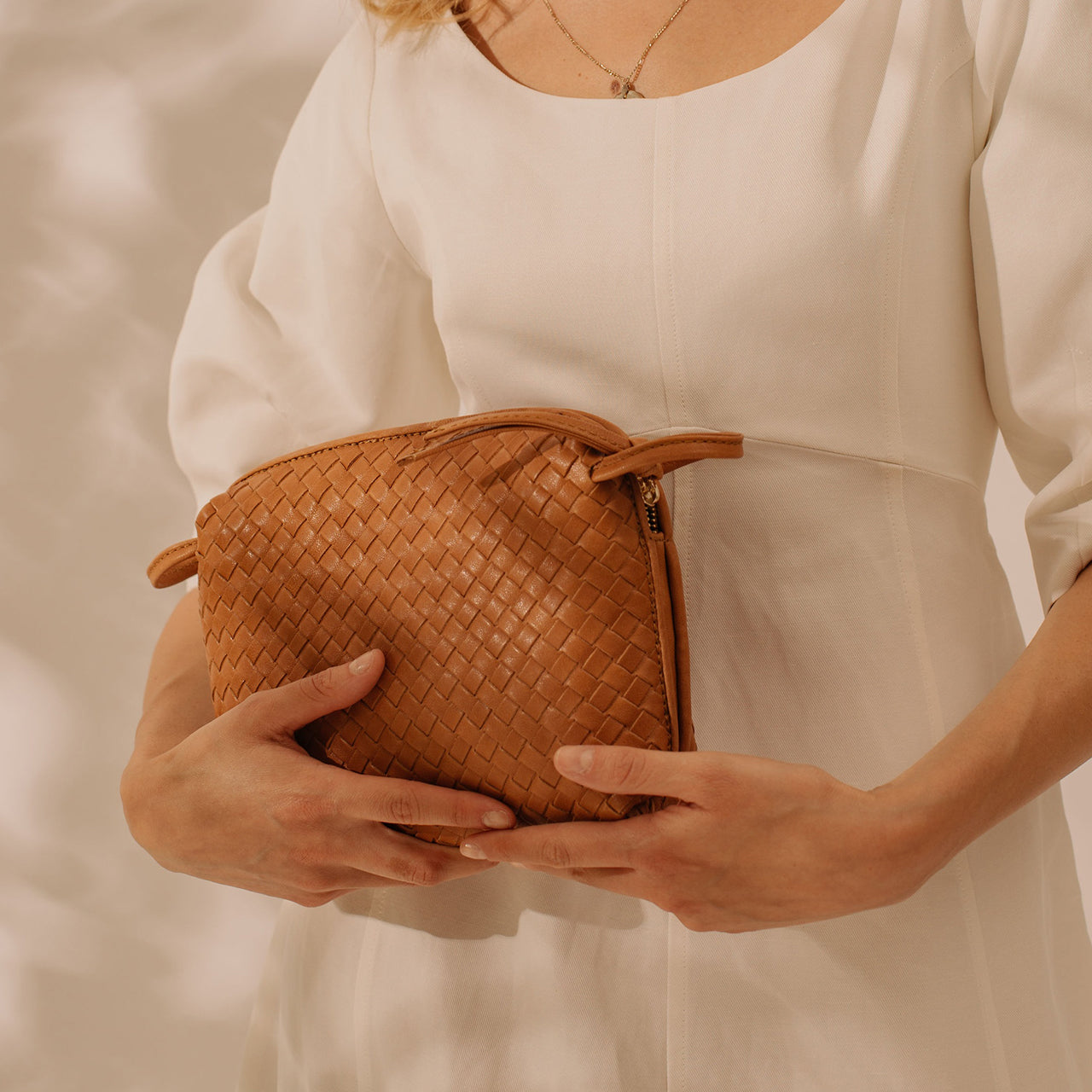 The Paula Woven Crossbody Bag MILANER