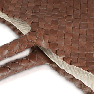 The Travel Elena Woven Handbag - Premium-Leder
